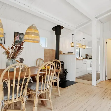 Holiday home 3 Bedroom Stunning In *